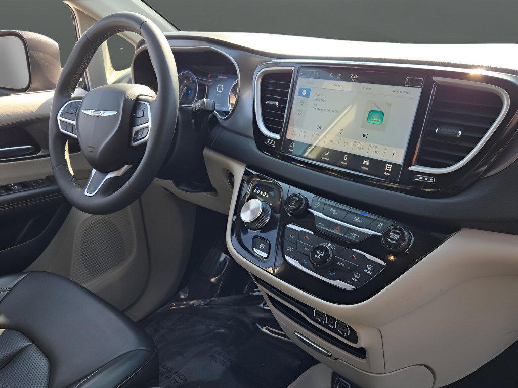 used 2023 Chrysler Pacifica car, priced at $19,765