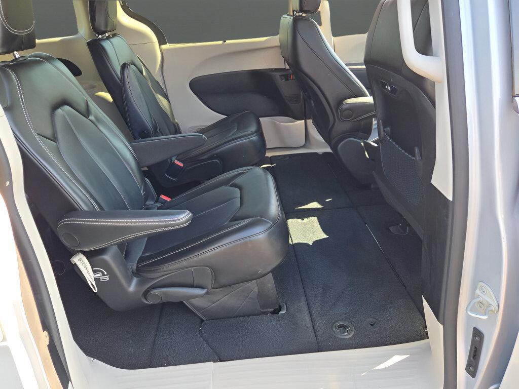 used 2023 Chrysler Pacifica car, priced at $19,765