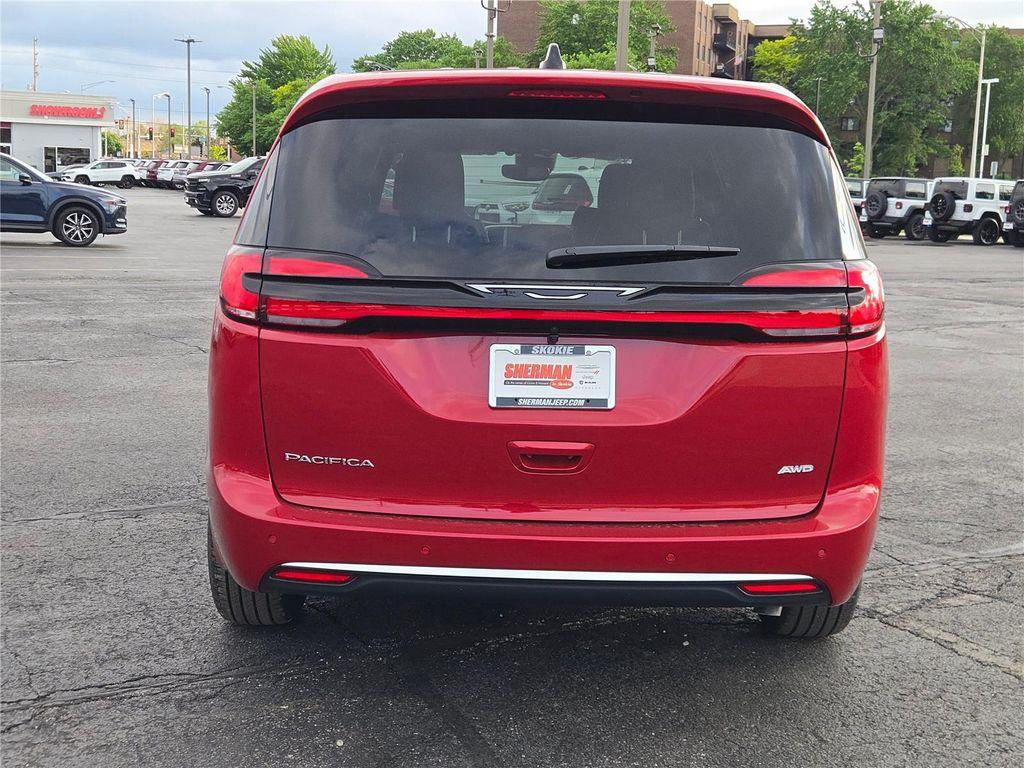 new 2027 Chrysler Pacifica car, priced at $52,640