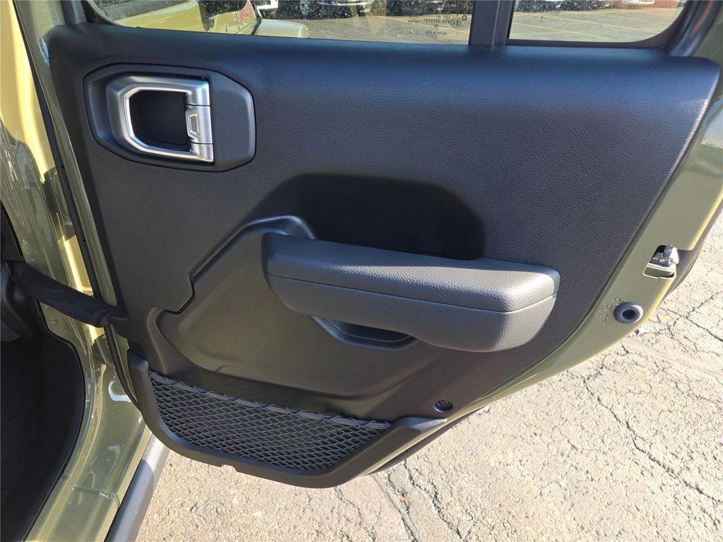 new 2026 Jeep Gladiator car, priced at $57,675