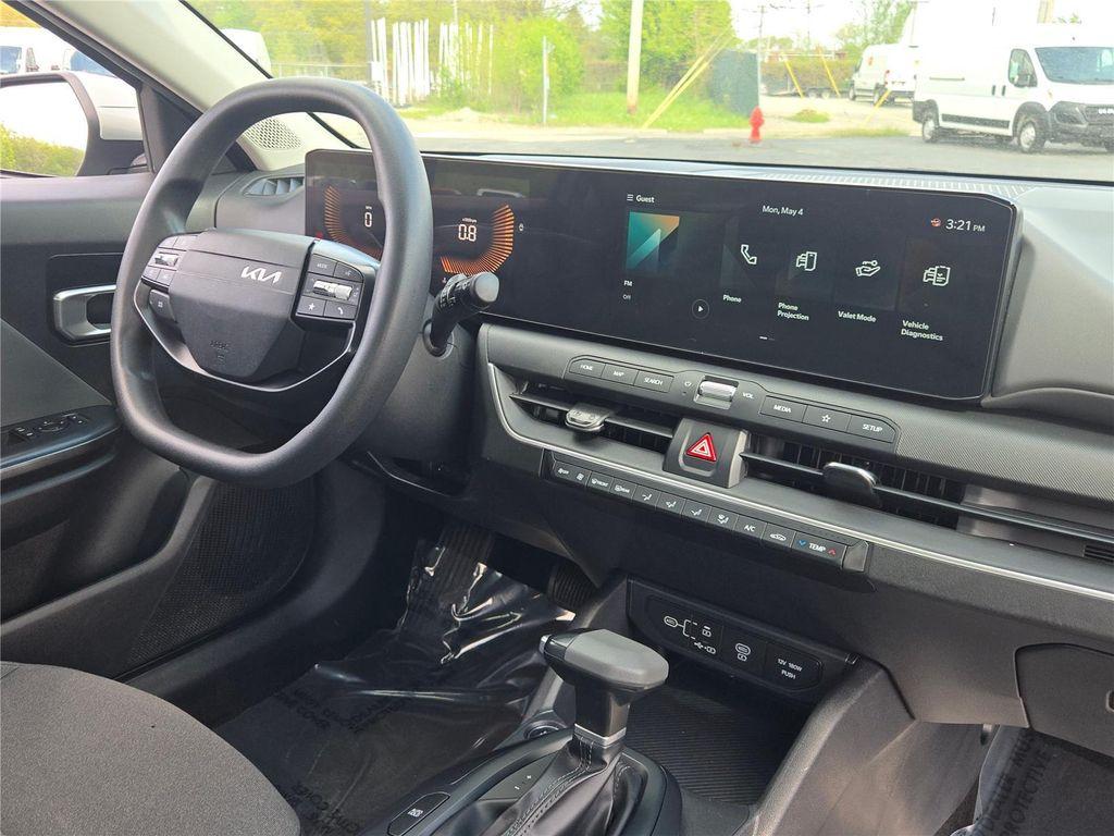 used 2025 Kia K4 car, priced at $25,000