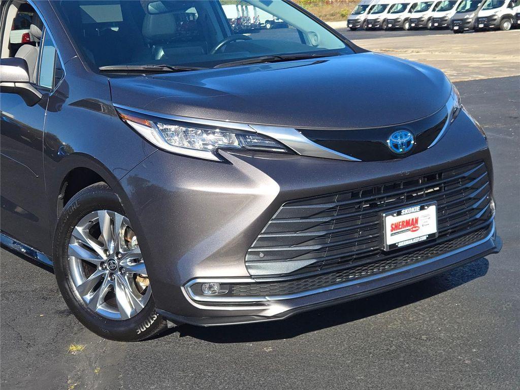 used 2024 Toyota Sienna car, priced at $49,380