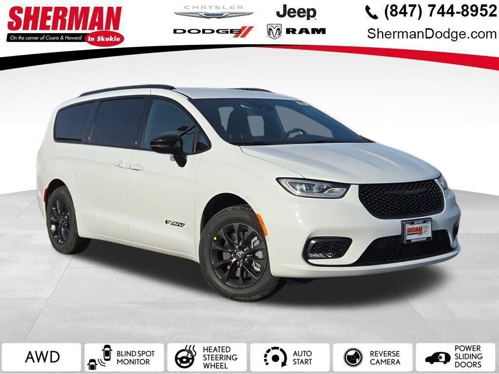 new 2026 Chrysler Pacifica car, priced at $41,455