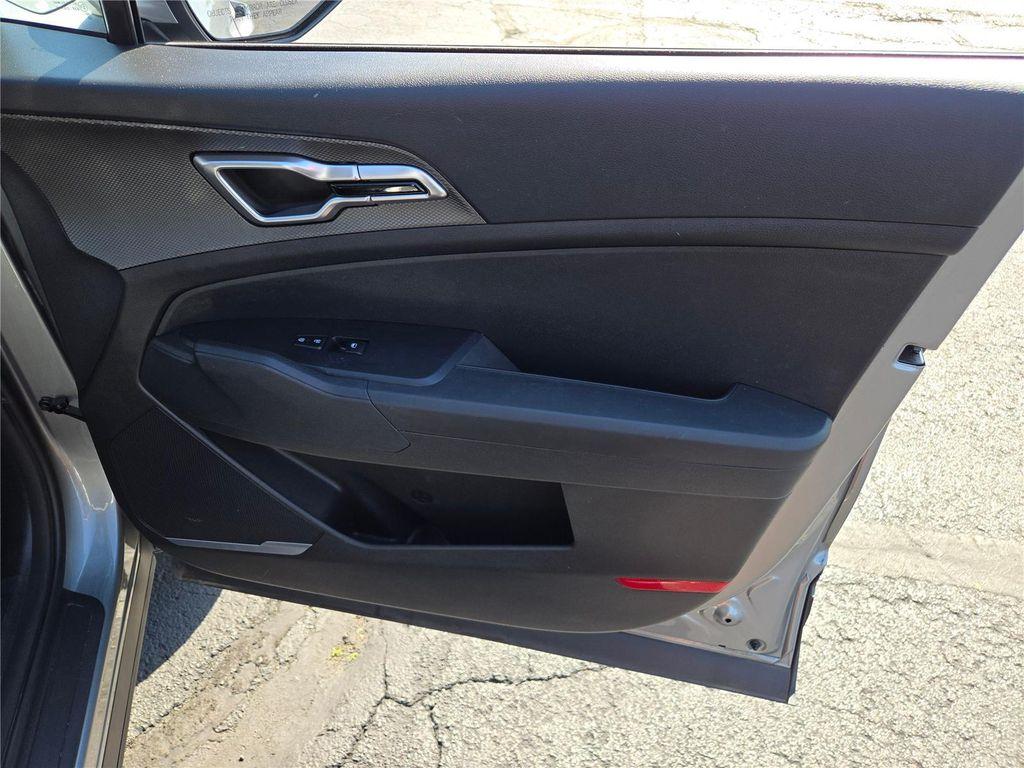 used 2024 Kia Sportage car, priced at $18,999