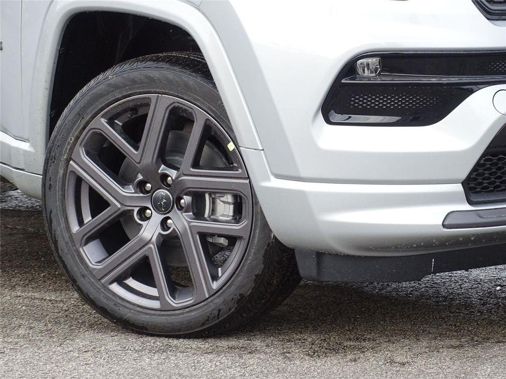 new 2025 Jeep Compass car, priced at $31,805