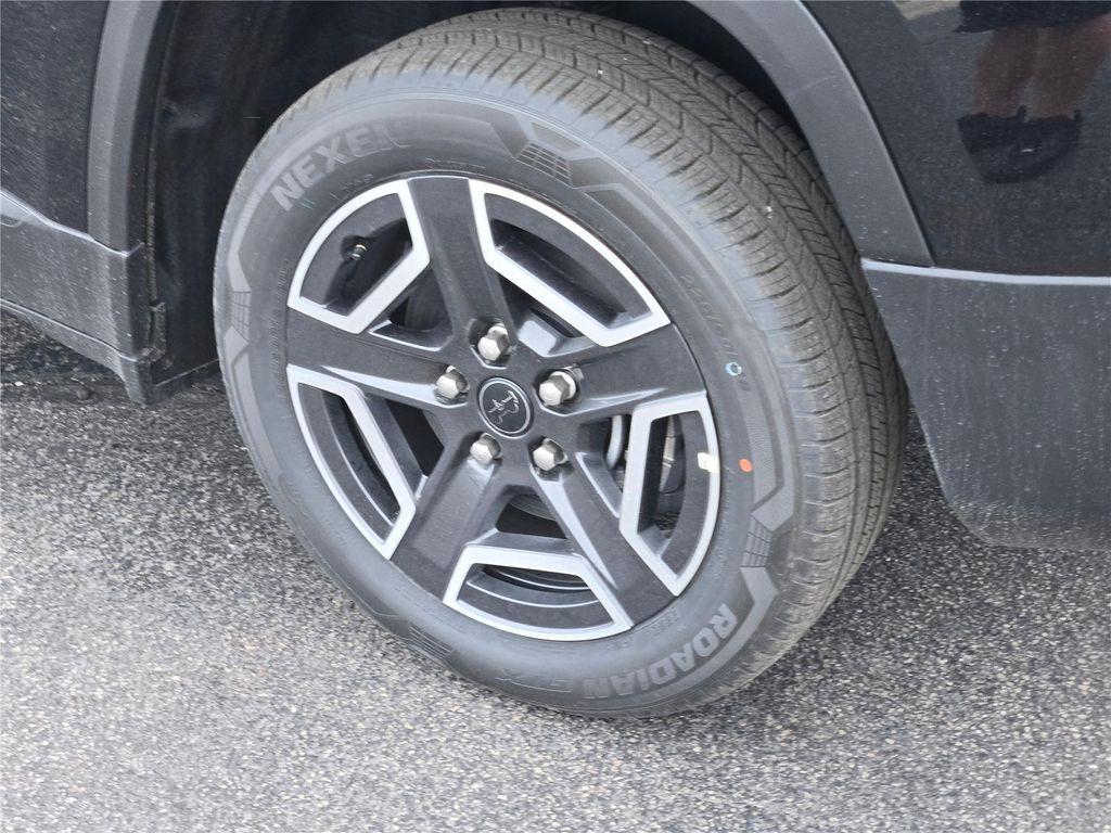 new 2026 Jeep Cherokee car, priced at $37,090