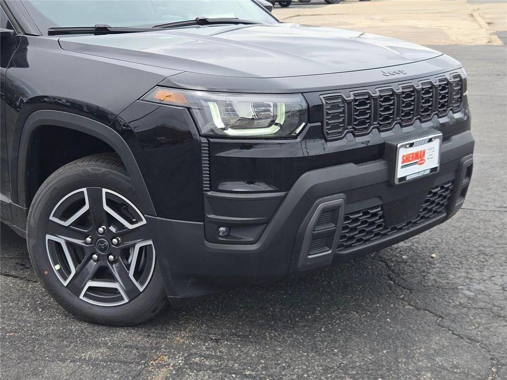 new 2026 Jeep Cherokee car, priced at $37,090
