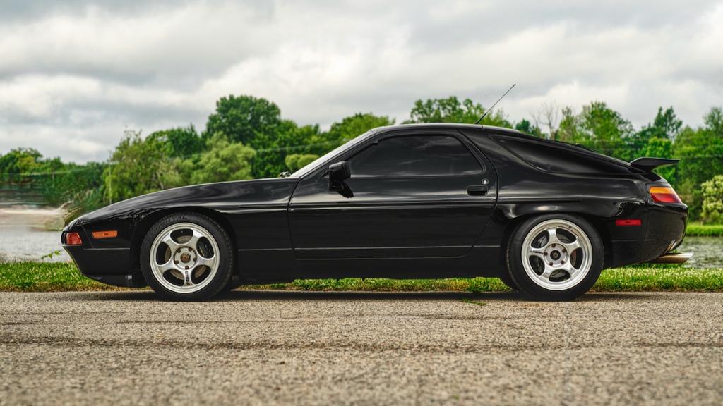 used 1991 Porsche 928 car, priced at $47,928