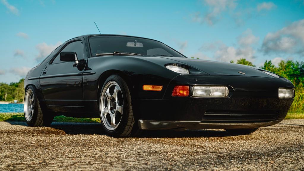 used 1991 Porsche 928 car, priced at $47,928