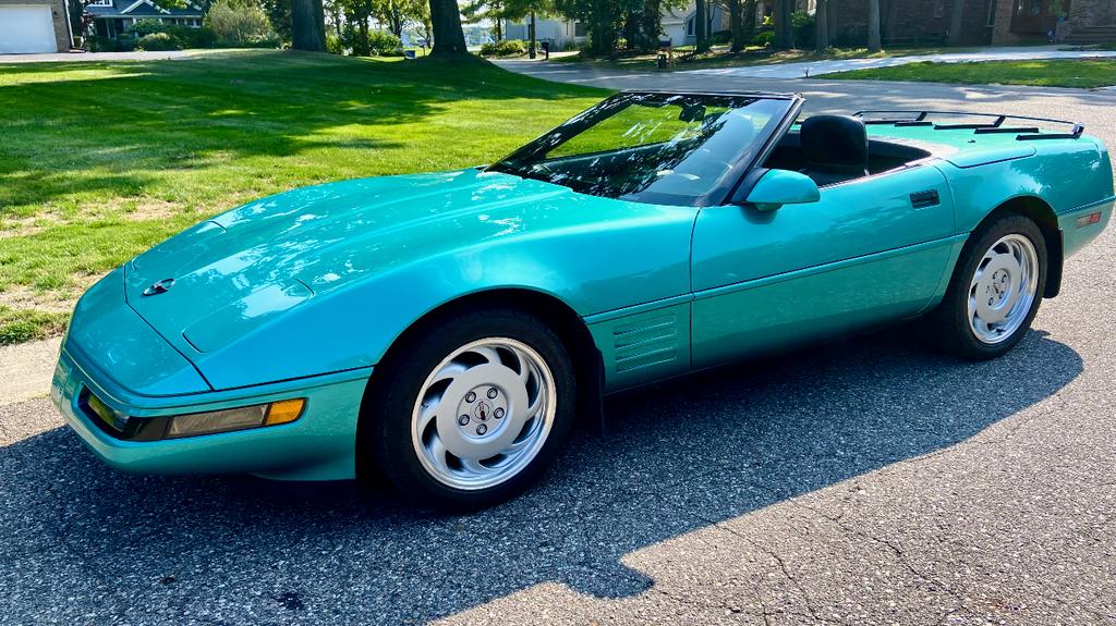 used 1991 Chevrolet Corvette car, priced at $16,900