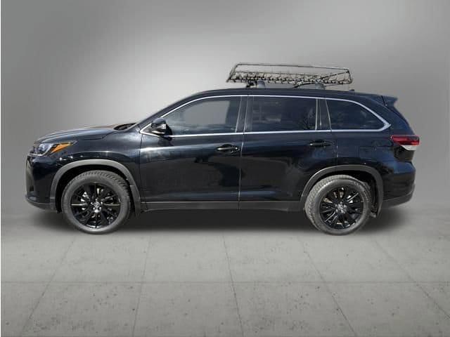 used 2019 Toyota Highlander car, priced at $19,510