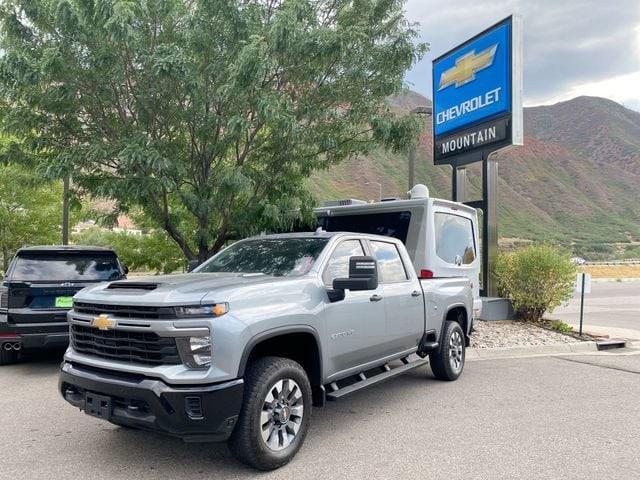 used 2025 Chevrolet Silverado 2500 car, priced at $55,910