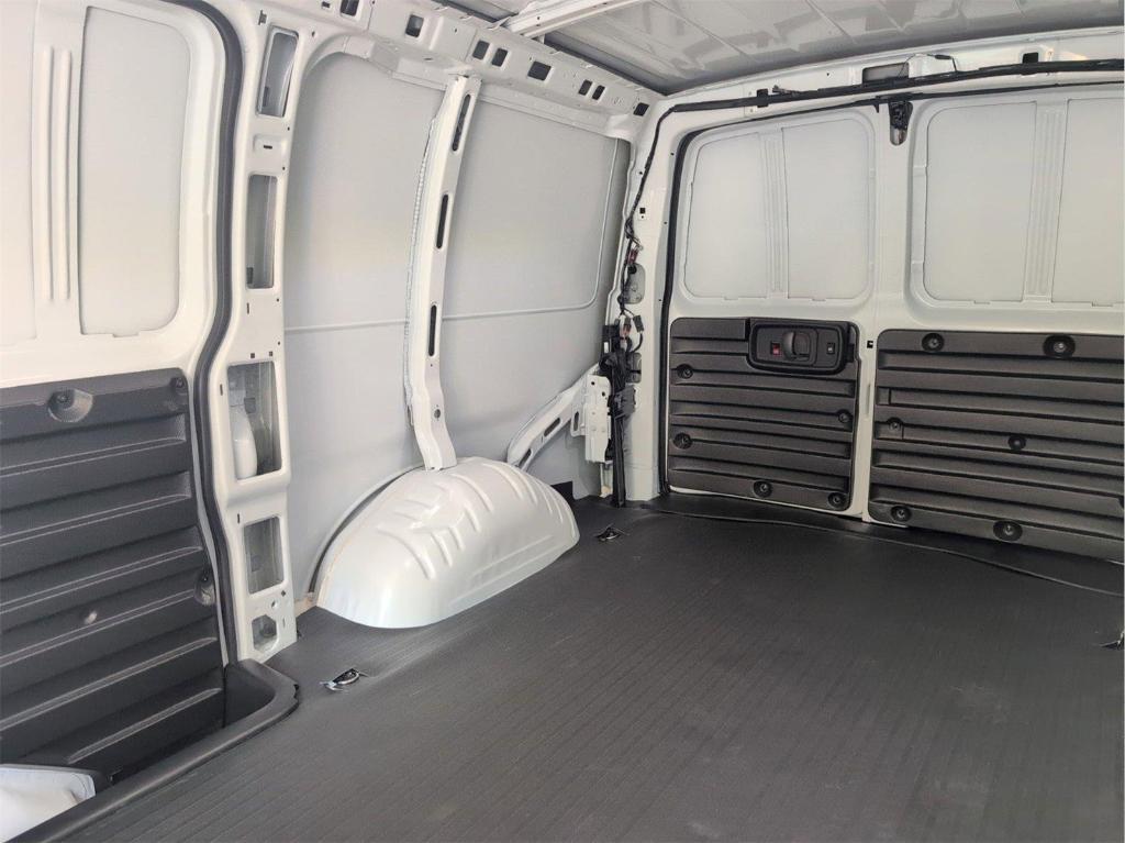 new 2026 GMC Savana 2500 car, priced at $42,436