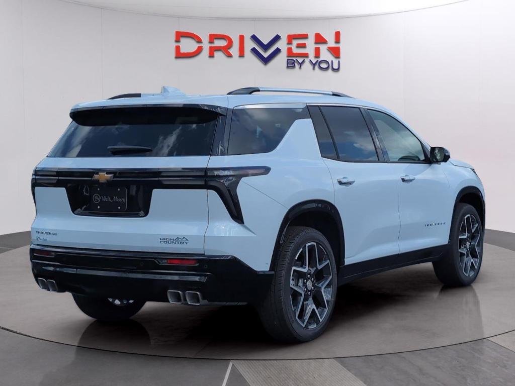 new 2026 Chevrolet Traverse car, priced at $56,095