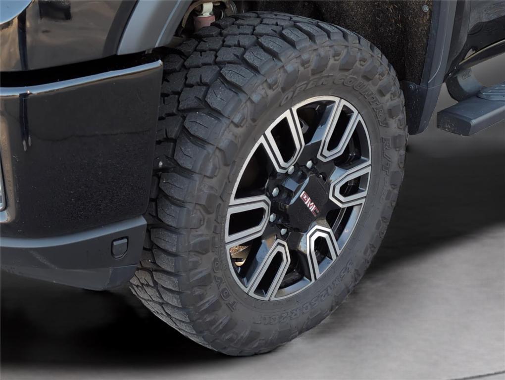 used 2022 GMC Sierra 2500 car, priced at $46,999