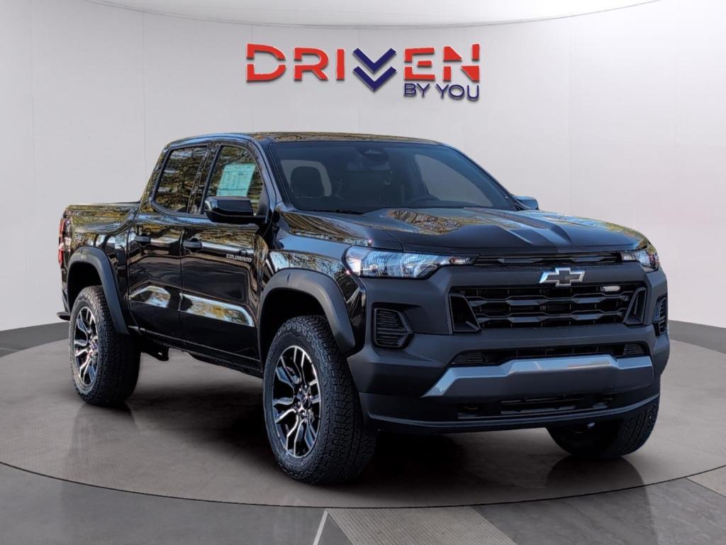 new 2026 Chevrolet Colorado car, priced at $43,156