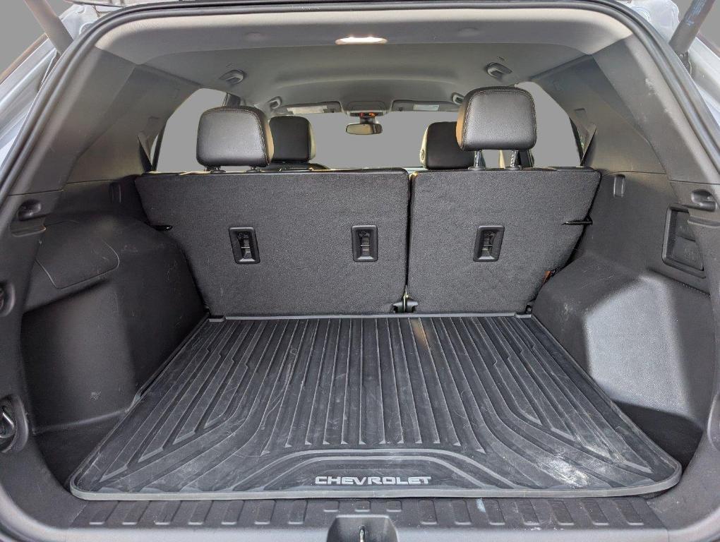 used 2024 Chevrolet Equinox car, priced at $23,414