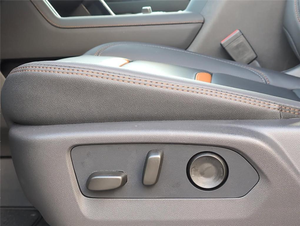 new 2026 GMC Sierra 2500 car, priced at $81,336