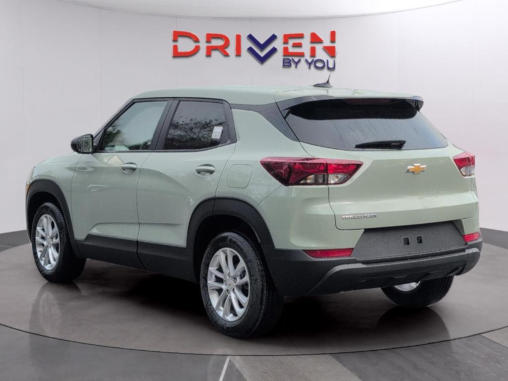 new 2026 Chevrolet TrailBlazer car, priced at $25,107