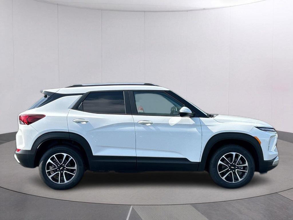 new 2026 Chevrolet TrailBlazer car, priced at $28,199