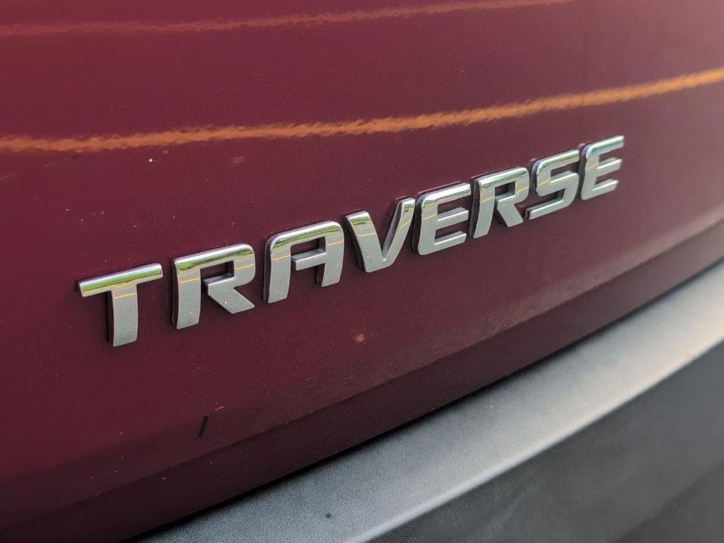 used 2019 Chevrolet Traverse car, priced at $17,286