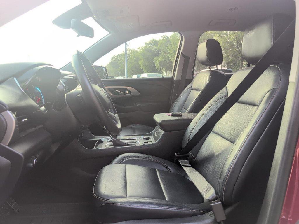 used 2019 Chevrolet Traverse car, priced at $17,286