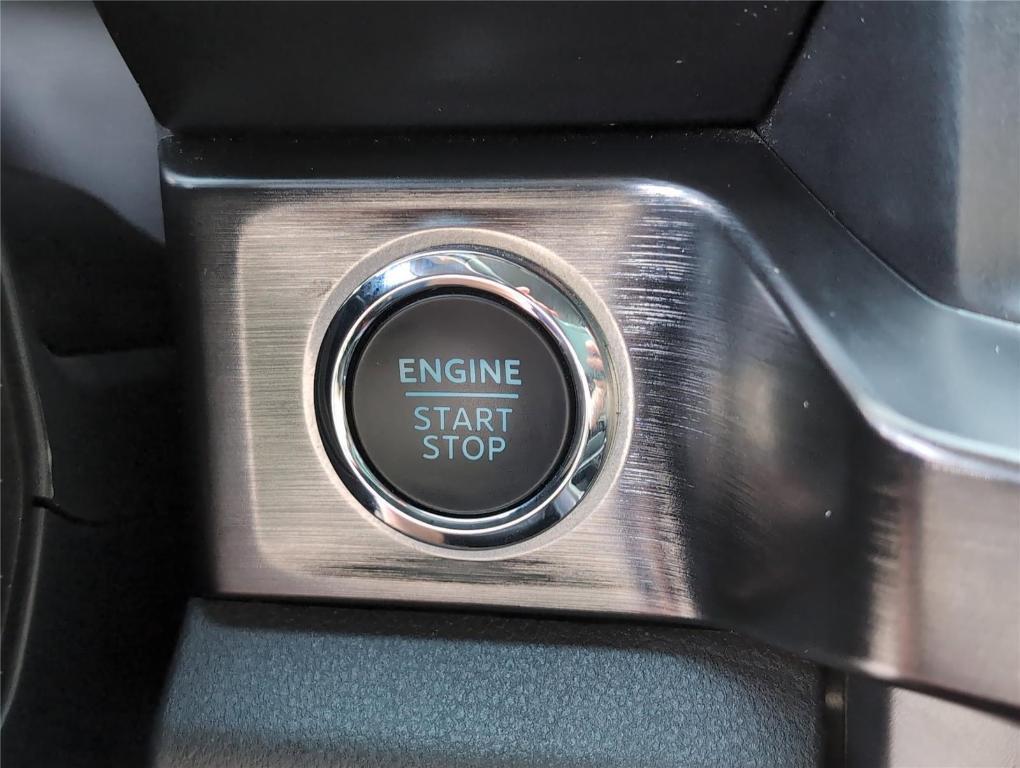 used 2024 Ford F-250 car, priced at $67,599