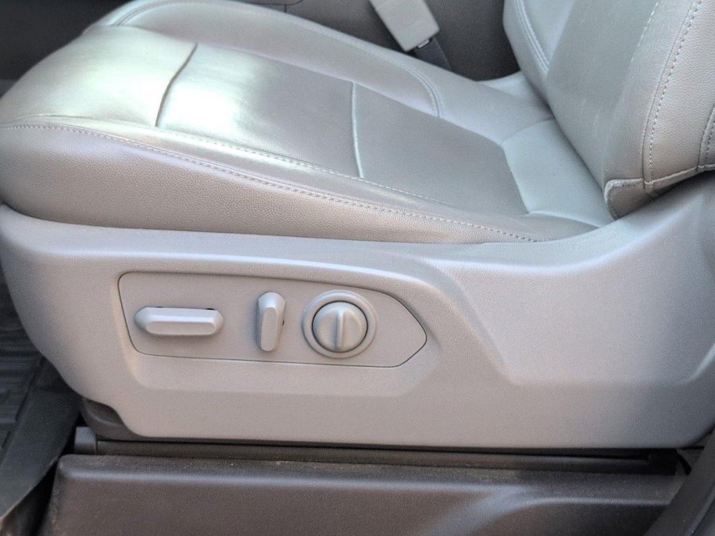 used 2019 GMC Sierra 1500 car, priced at $33,899