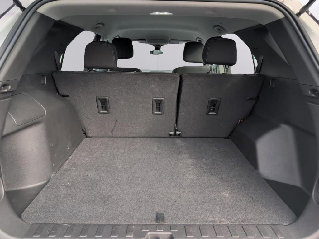 used 2024 Chevrolet Equinox car, priced at $21,899