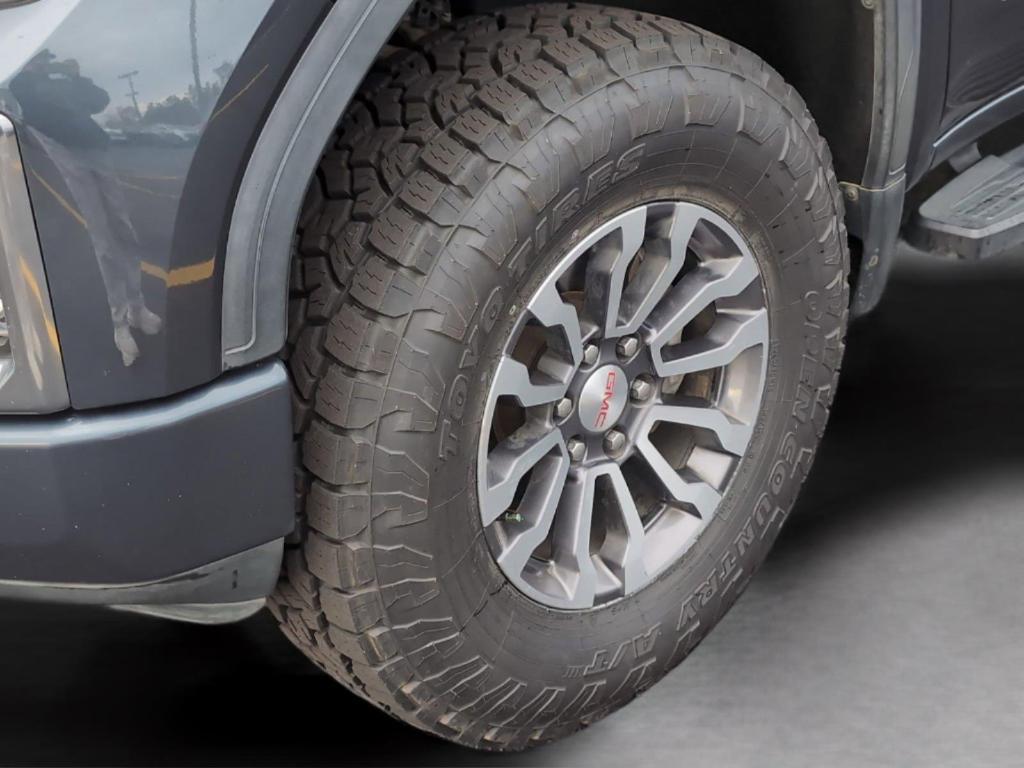 used 2020 GMC Sierra 1500 car, priced at $33,699