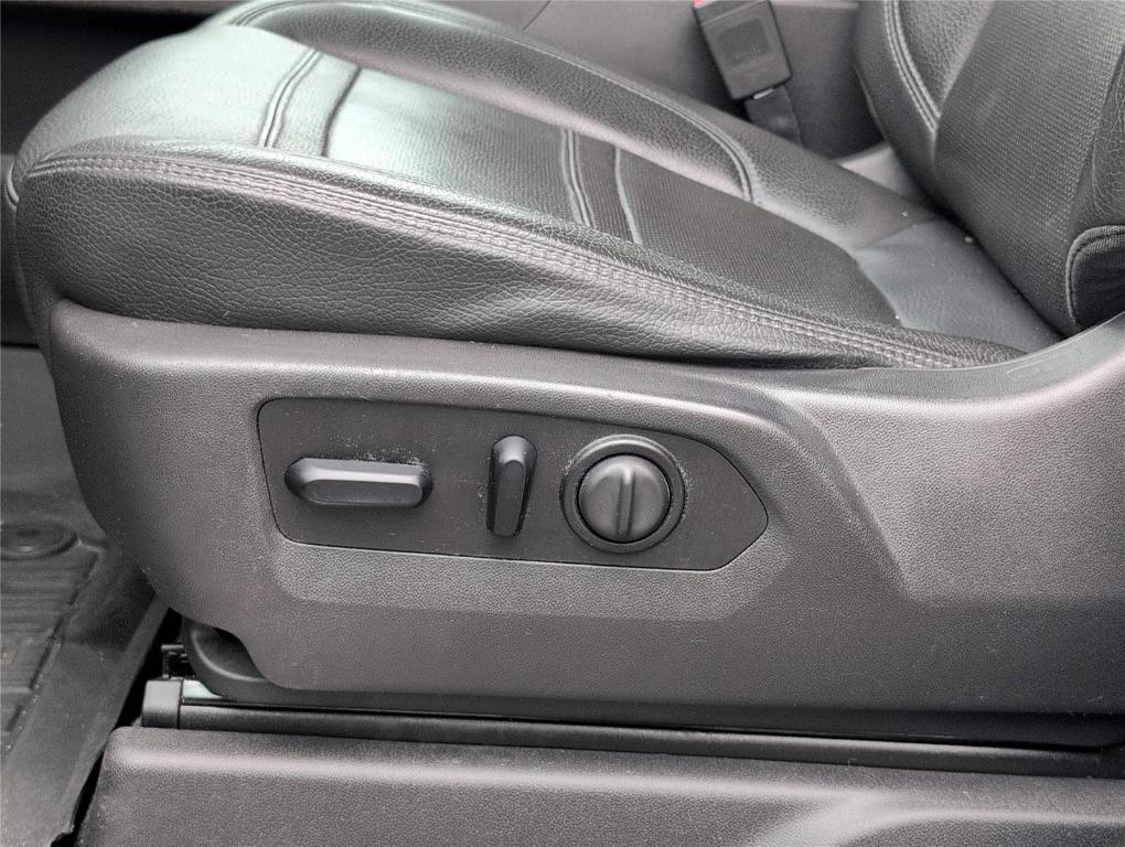 used 2020 GMC Sierra 1500 car, priced at $31,899