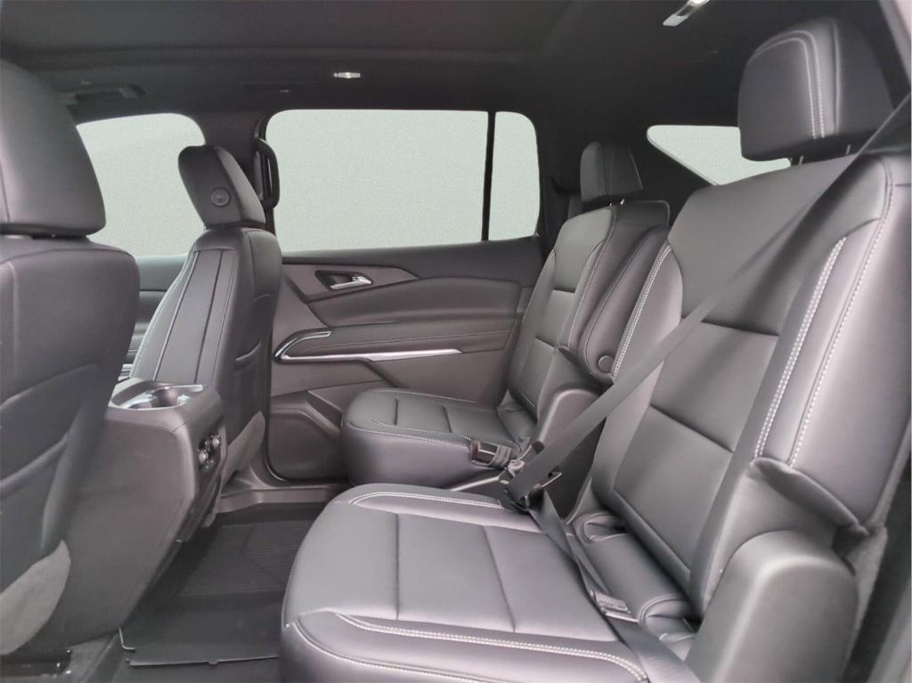 new 2026 Chevrolet Traverse car, priced at $45,801