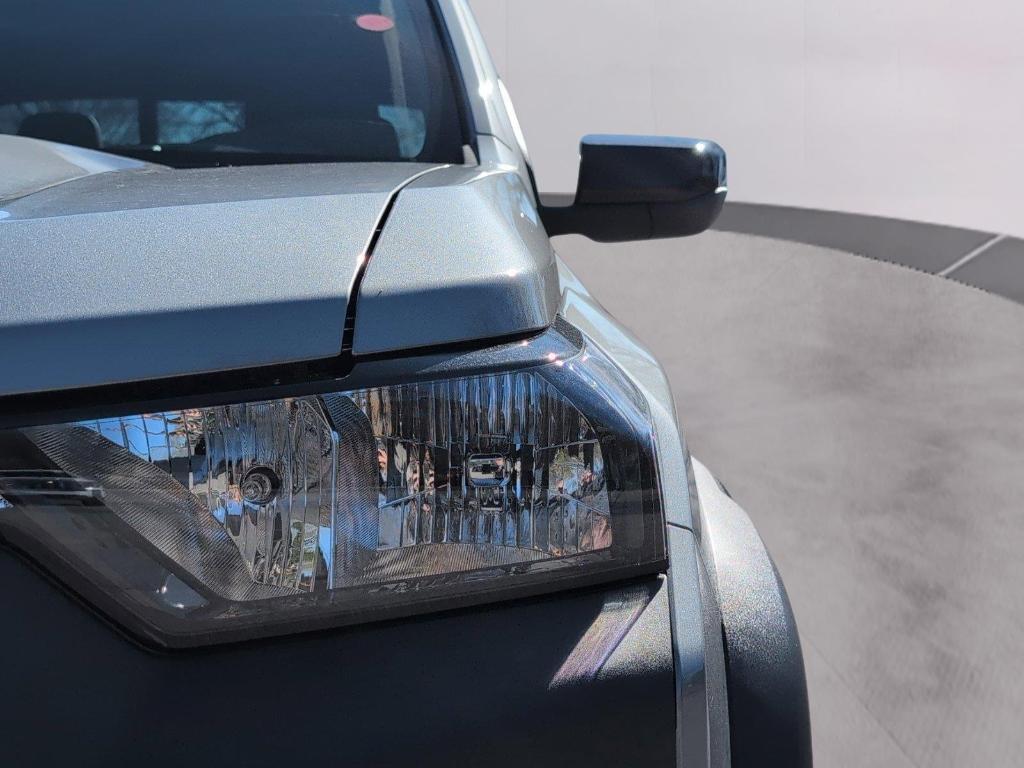 new 2026 Chevrolet Colorado car, priced at $43,471