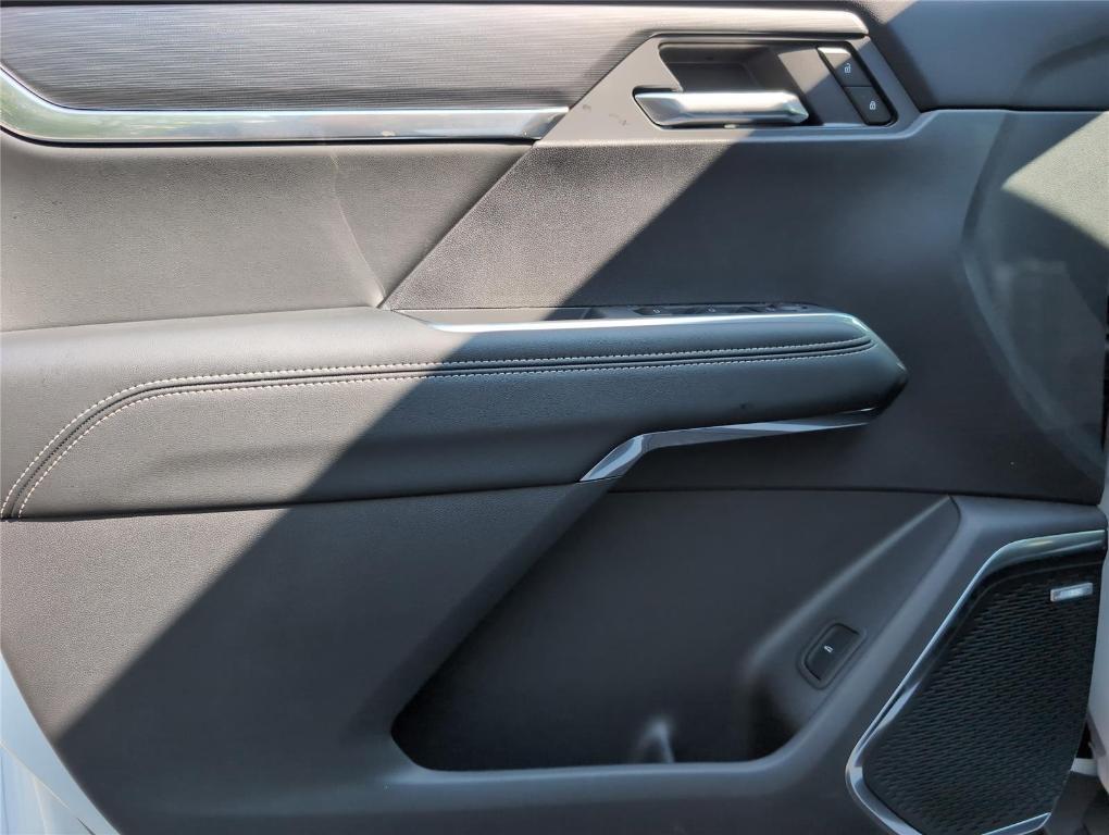 new 2026 GMC Acadia car, priced at $43,971