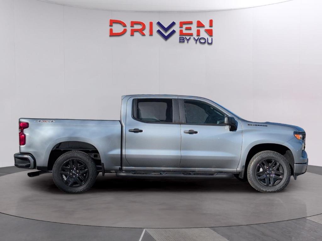new 2026 Chevrolet Silverado 1500 car, priced at $45,300