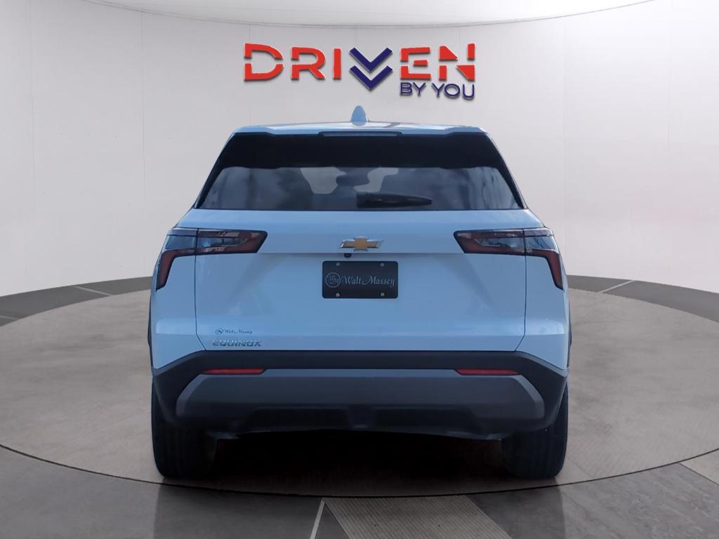 new 2026 Chevrolet Equinox car, priced at $27,613