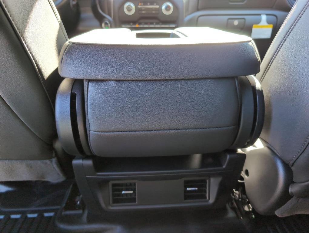 new 2026 GMC Sierra 1500 car, priced at $39,568