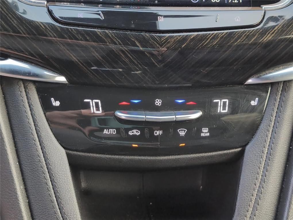 used 2021 Cadillac XT6 car, priced at $26,999