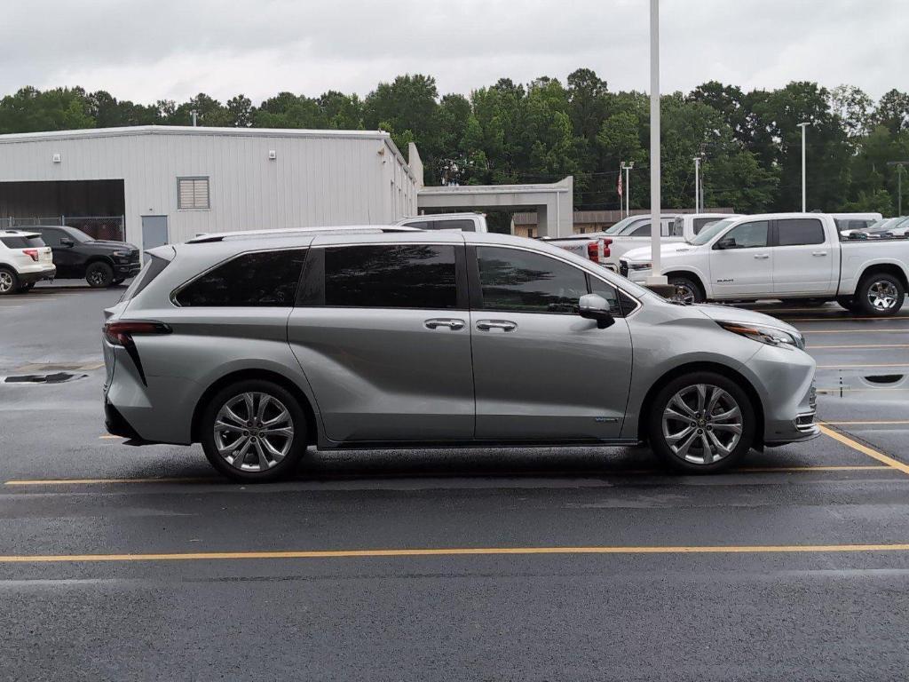 used 2021 Toyota Sienna car, priced at $38,876