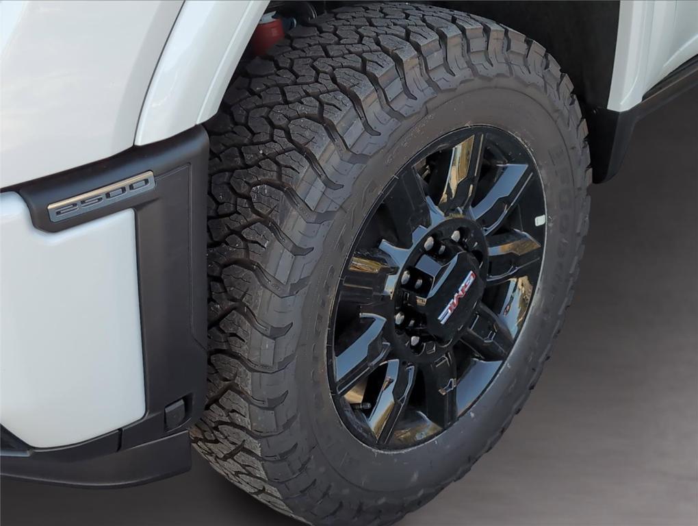 new 2026 GMC Sierra 2500 car, priced at $81,827