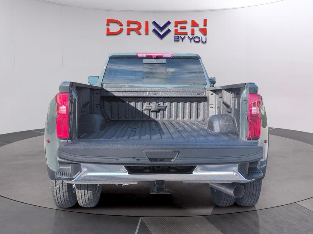 new 2026 Chevrolet Silverado 3500 car, priced at $75,176