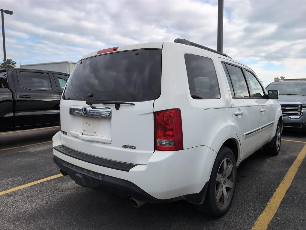 used 2013 Honda Pilot car, priced at $13,999