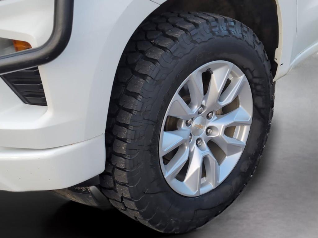 used 2023 Chevrolet Silverado 1500 car, priced at $24,699