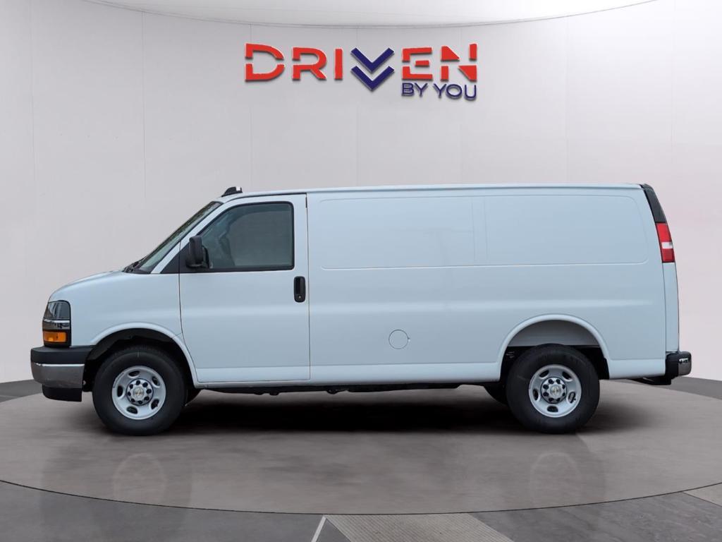 new 2025 Chevrolet Express 2500 car, priced at $41,256