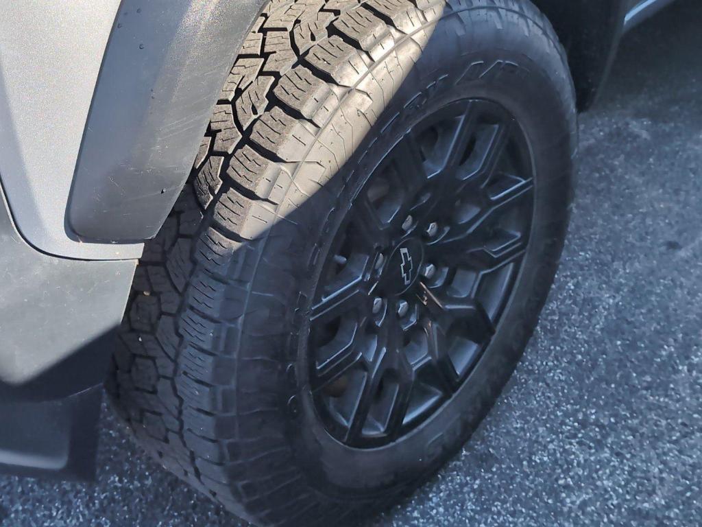 used 2024 Chevrolet Colorado car, priced at $32,299