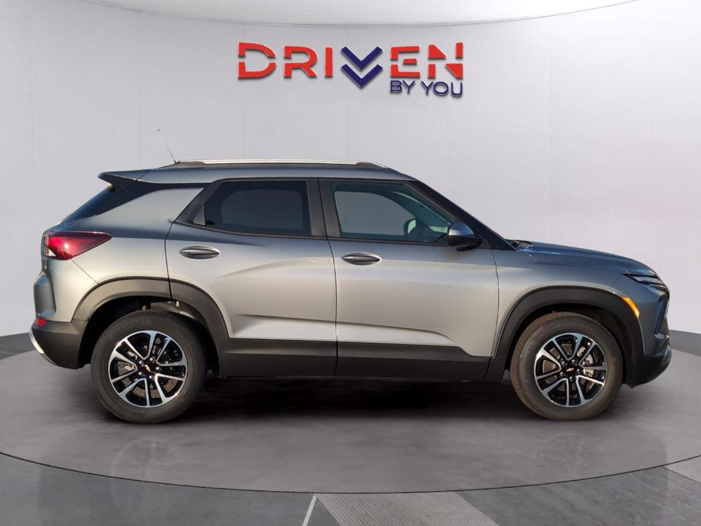 new 2026 Chevrolet TrailBlazer car, priced at $26,427
