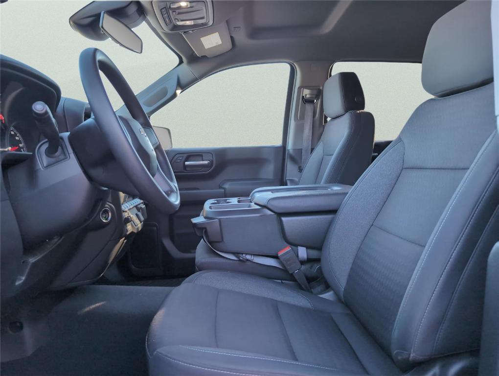 used 2024 Chevrolet Silverado 1500 car, priced at $32,689