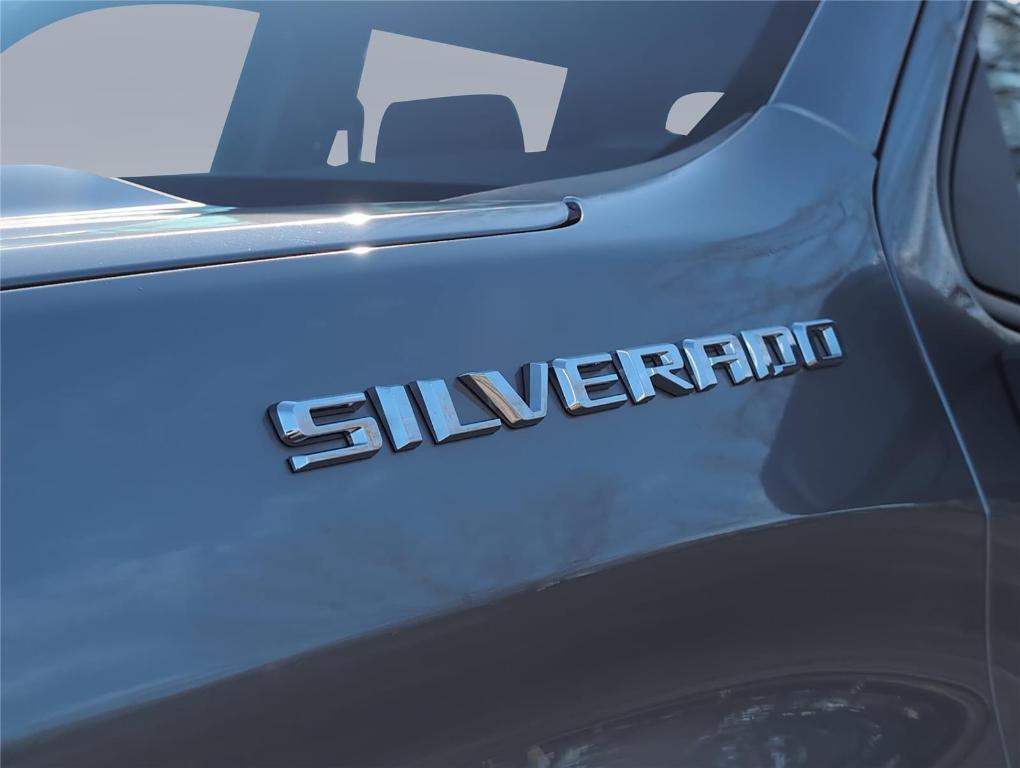 used 2024 Chevrolet Silverado 1500 car, priced at $32,689