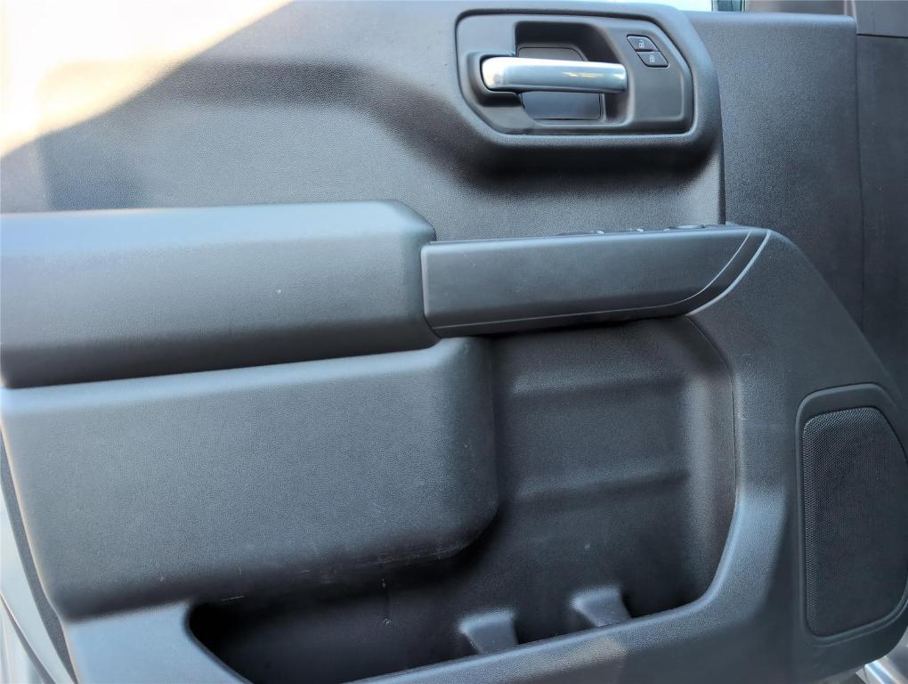 used 2024 Chevrolet Silverado 1500 car, priced at $32,689