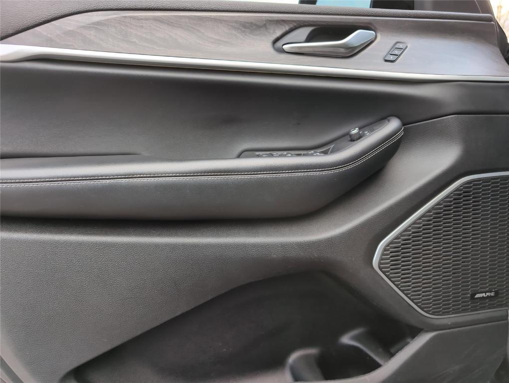 used 2021 Jeep Grand Cherokee L car, priced at $25,729